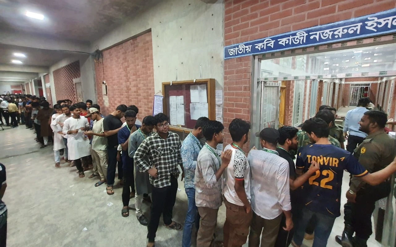 জাতীয় রাজনীতির রূপরেখা বদলাতে পারে তরুণ ভোটাররা